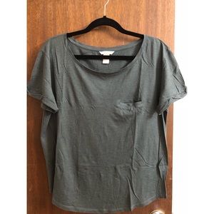 H&M khaki green basic pocket tee